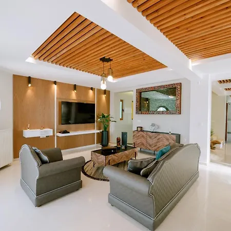 Infinity Premium Private Pool 3 Bedrooms 5 Bathrooms 2 Kitchens