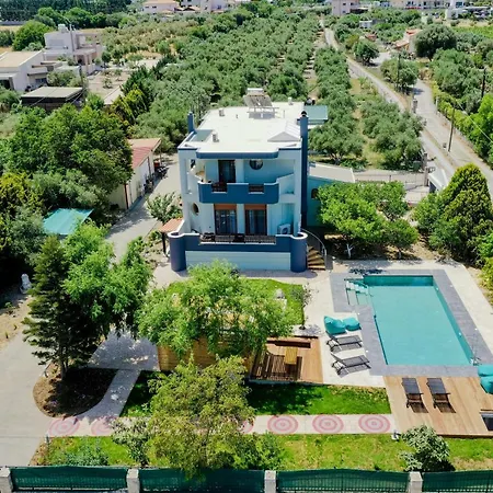 Infinity Premium Private Pool 3 Bedrooms 5 Bathrooms 2 Kitchens Villa *